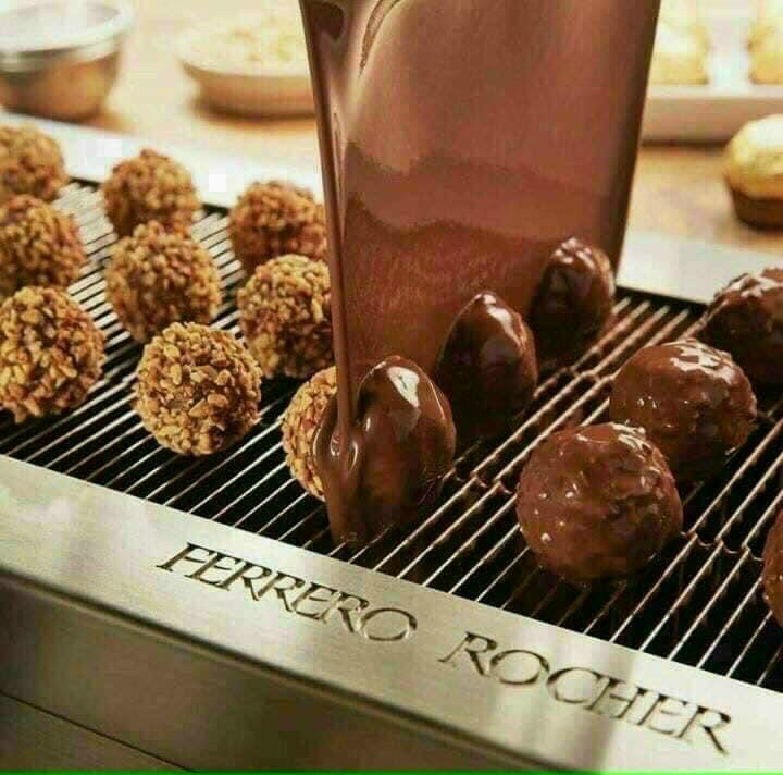 GIẢI TỒN CHOCOLATE FERRERO ROCHER 3