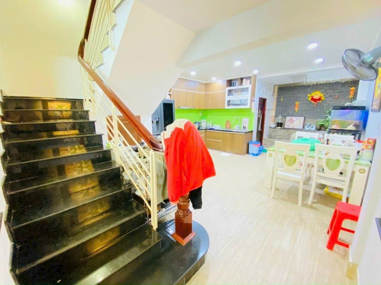 Nhà P4 Tân Bình - 71m2 - 8 tỷ 6