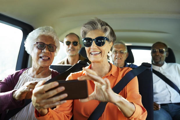 Bảo hiểm nhân thọ có thể mang lại nhiều lợi ích cho người cao tuổi và người thân của họ. Ảnh: Getty Images